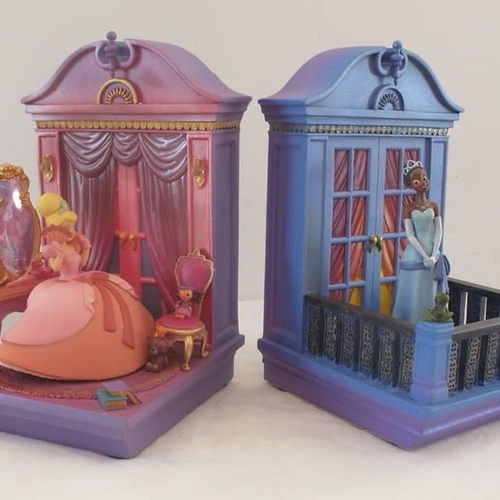 Charming vintage Princess and the Frog Princess Figurine bookend Set